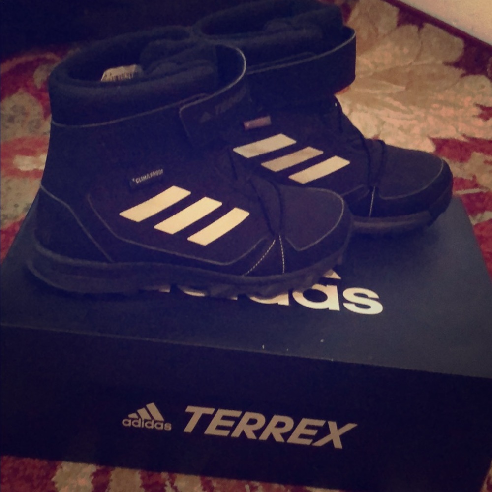 Boys Adidas Terrell Winter boots